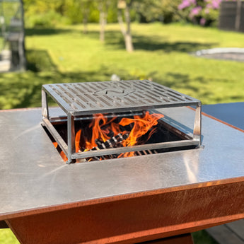 bålgrill til udendørs brug. Kan bruges som ildsted